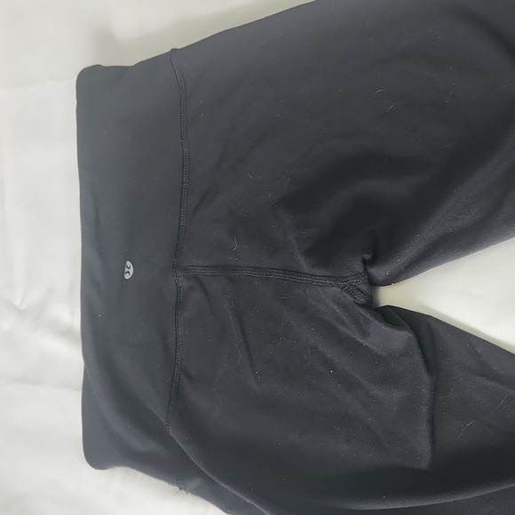 Lululemon black capri leggings - Picture 4 of 4